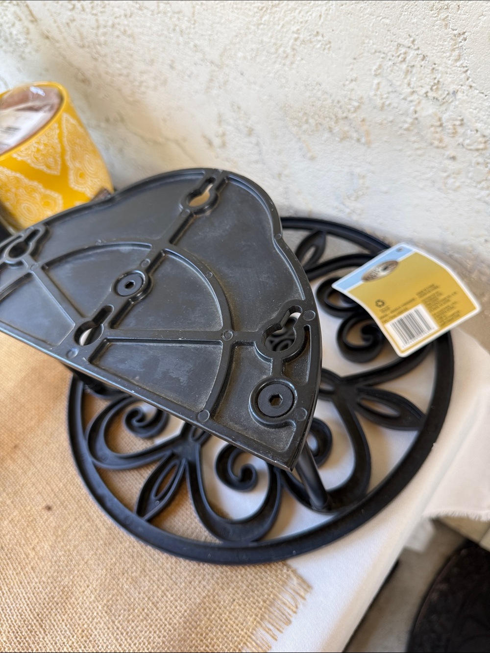 NWT Hampton Bay Decorative Hose Butler Black Cast Aluminum Wall Mount Organizer - Picture 8 of 14